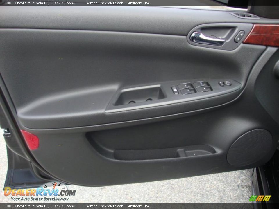 2009 Chevrolet Impala LT Black / Ebony Photo #13