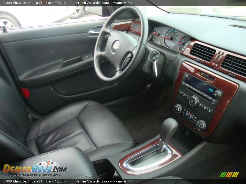 2009 Chevrolet Impala LT Black / Ebony Photo #17