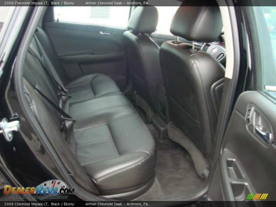 2009 Chevrolet Impala LT Black / Ebony Photo #19