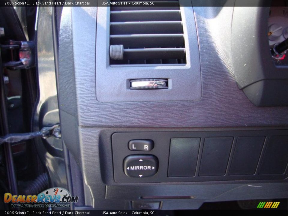 2006 Scion tC Black Sand Pearl / Dark Charcoal Photo #22