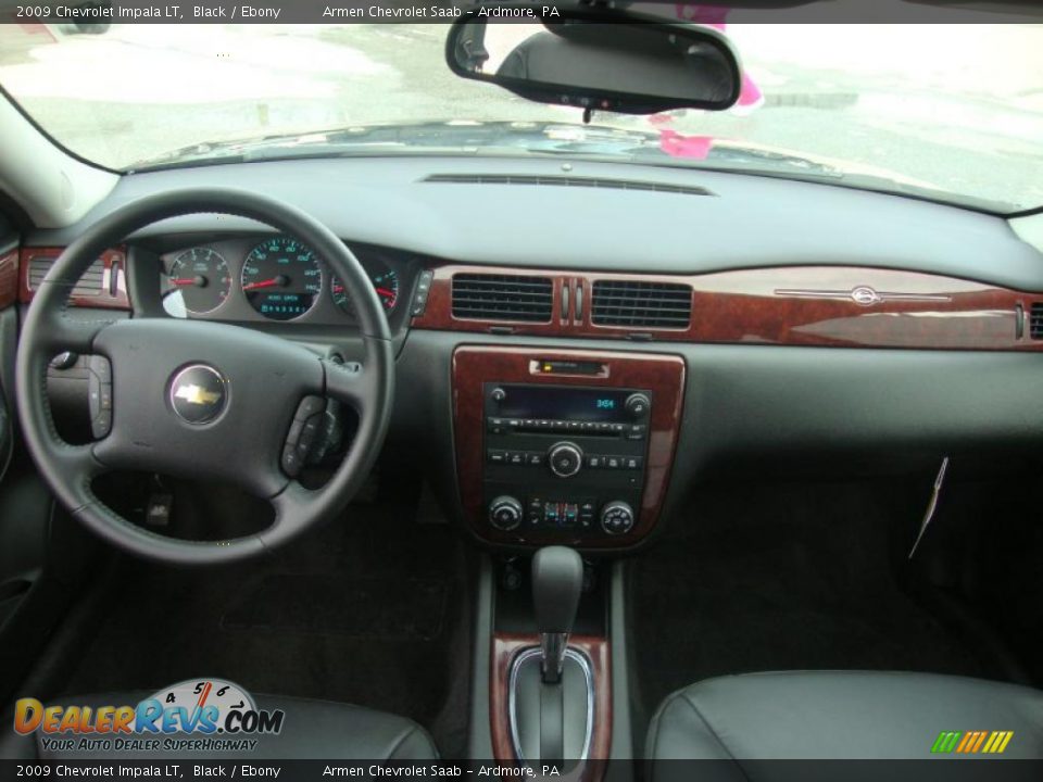 2009 Chevrolet Impala LT Black / Ebony Photo #23