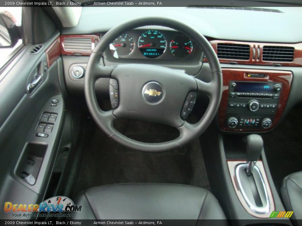 2009 Chevrolet Impala LT Black / Ebony Photo #24