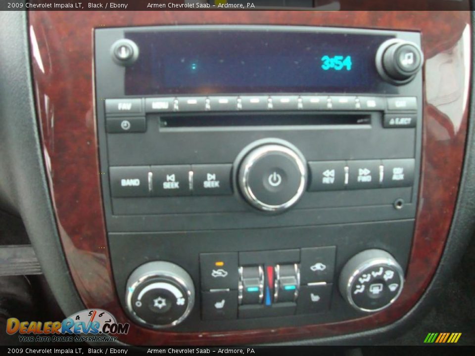 2009 Chevrolet Impala LT Black / Ebony Photo #30