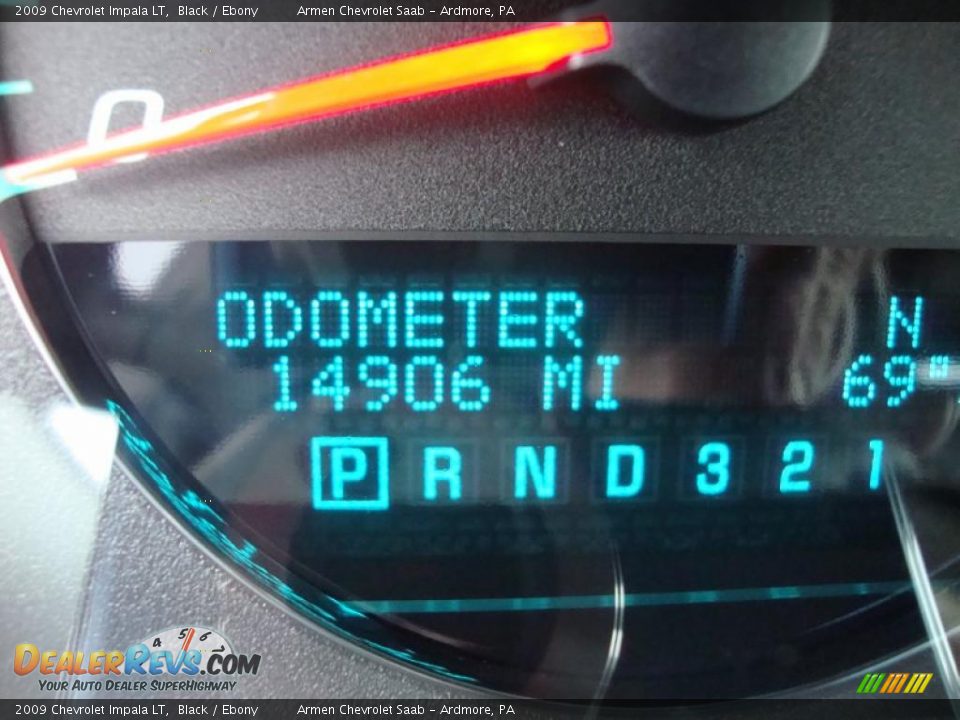 2009 Chevrolet Impala LT Black / Ebony Photo #33