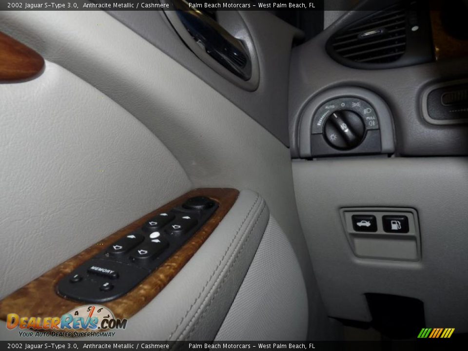 2002 Jaguar S-Type 3.0 Anthracite Metallic / Cashmere Photo #35