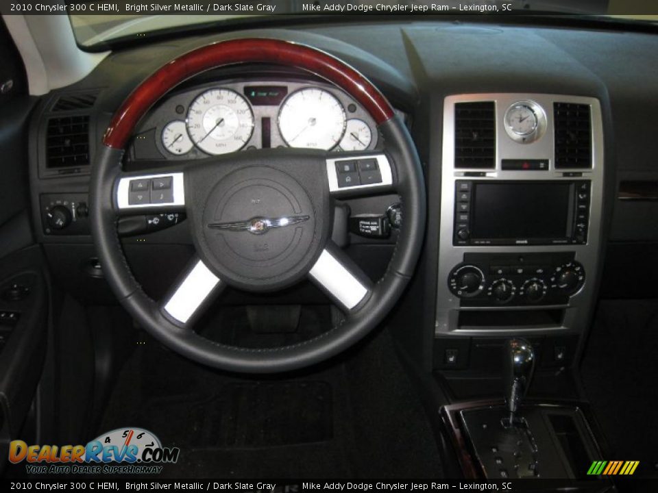 2010 Chrysler 300 C HEMI Bright Silver Metallic / Dark Slate Gray Photo #10