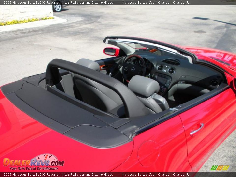 2005 Mercedes-Benz SL 500 Roadster Mars Red / designo Graphite/Black Photo #11