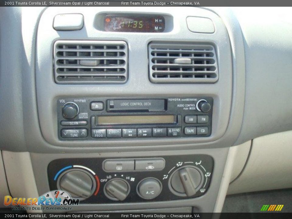 2001 Toyota Corolla LE Silverstream Opal / Light Charcoal Photo #34