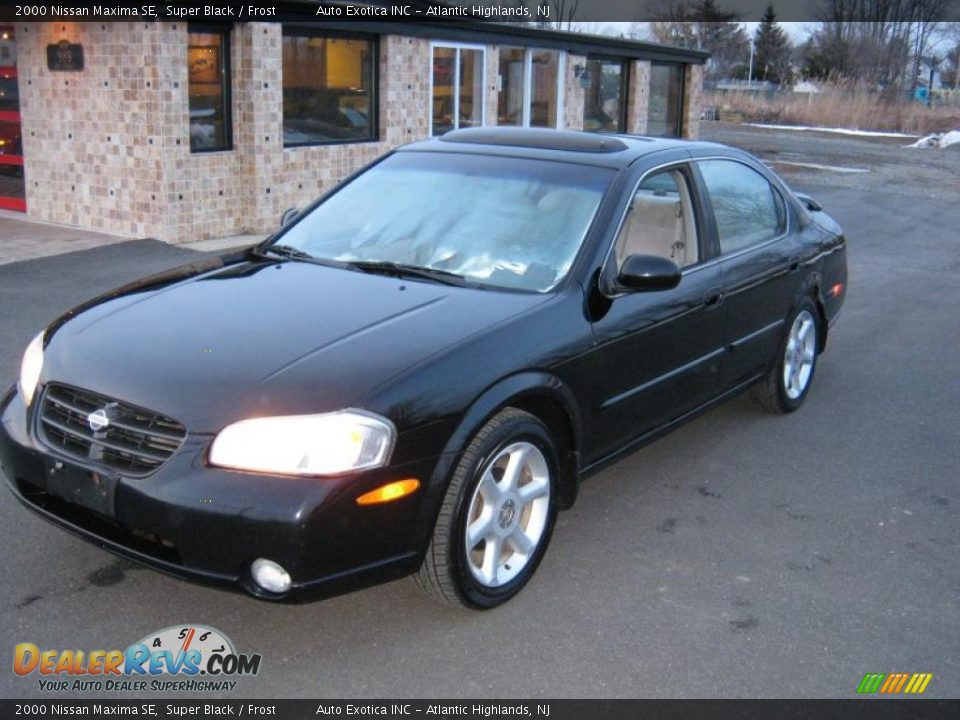 2000 Nissan Maxima SE Super Black / Frost Photo #1