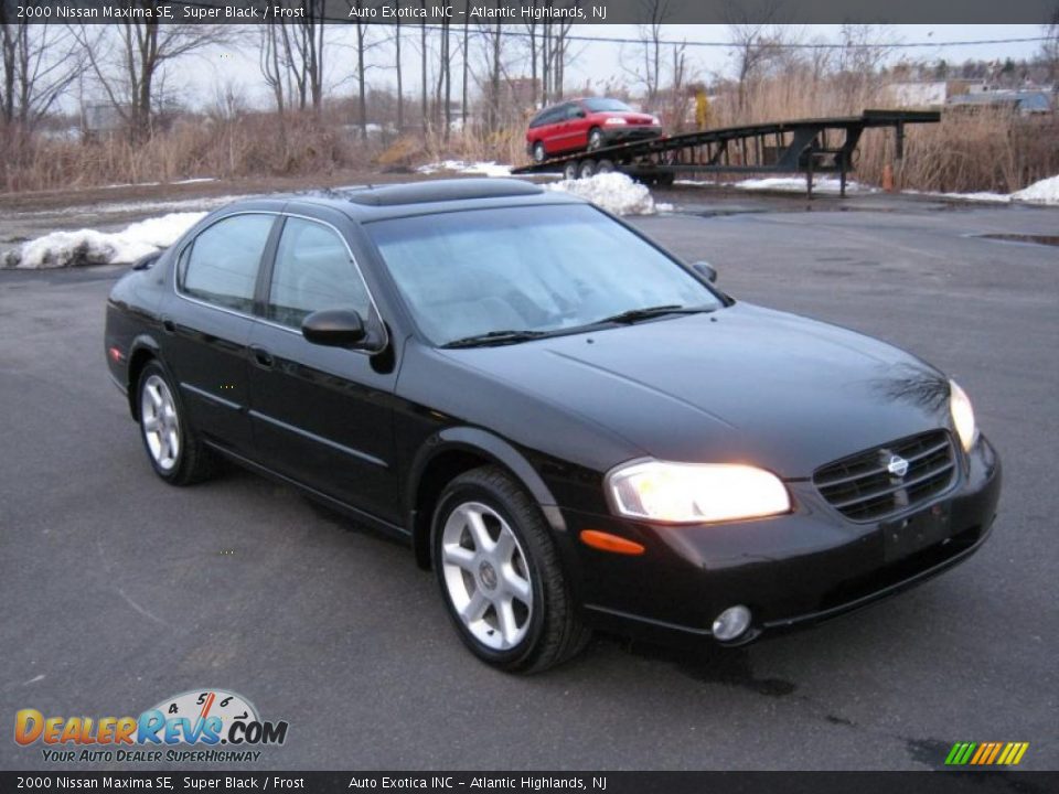 2000 Nissan Maxima SE Super Black / Frost Photo #2