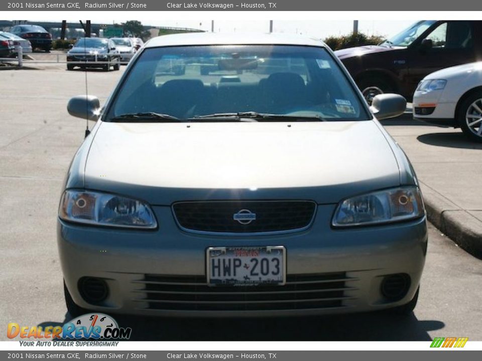 2001 Nissan Sentra GXE Radium Silver / Stone Photo #10