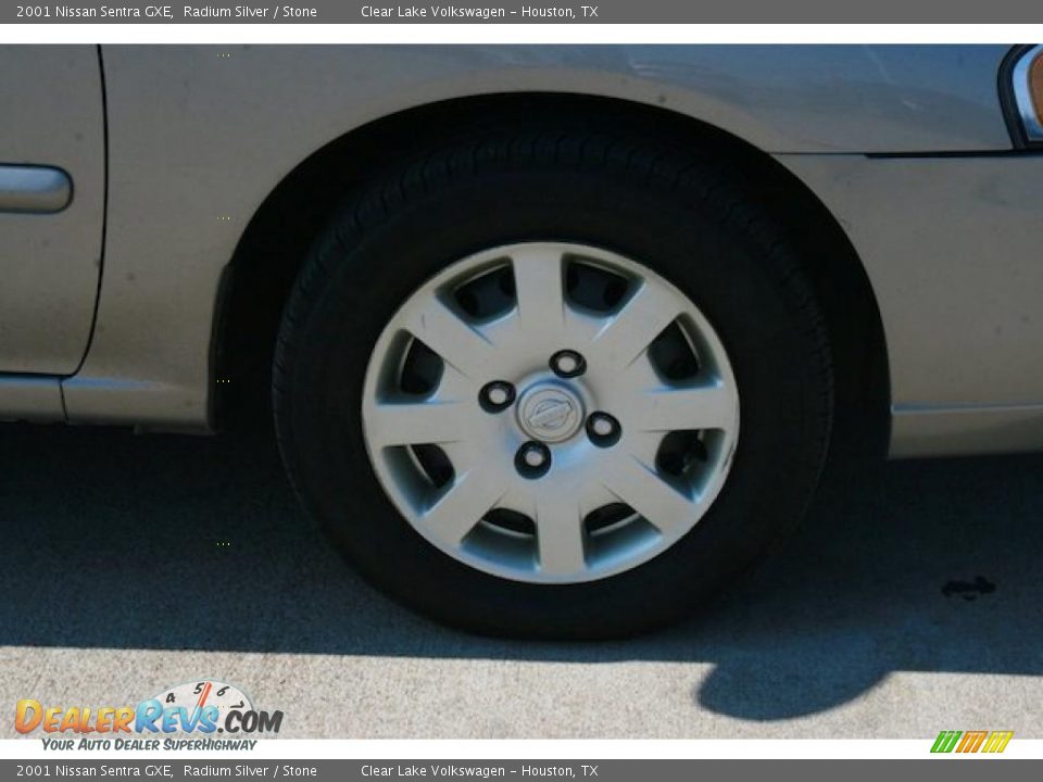 2001 Nissan Sentra GXE Radium Silver / Stone Photo #17