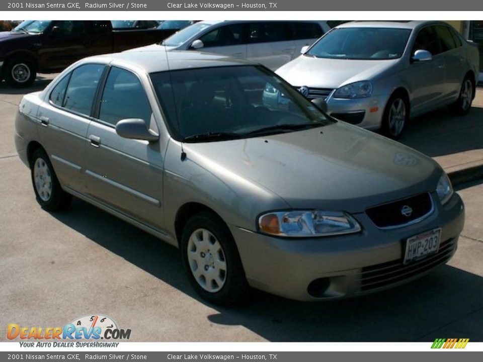 2001 Nissan Sentra GXE Radium Silver / Stone Photo #18