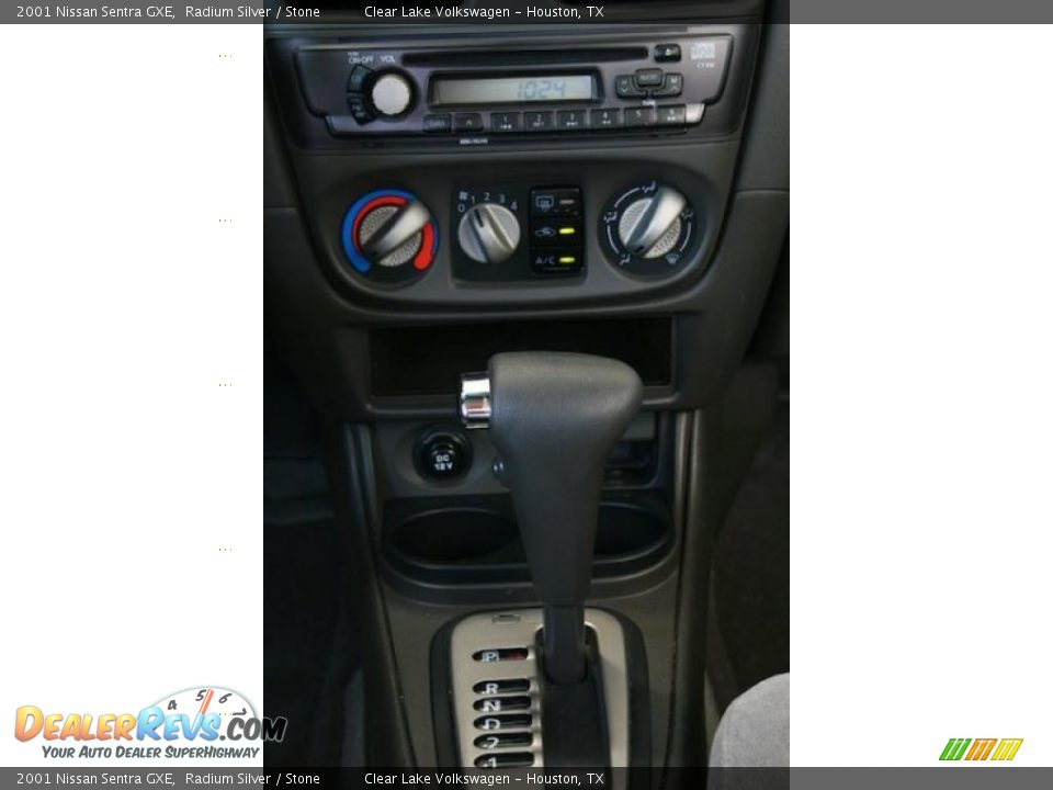 2001 Nissan Sentra GXE Radium Silver / Stone Photo #23