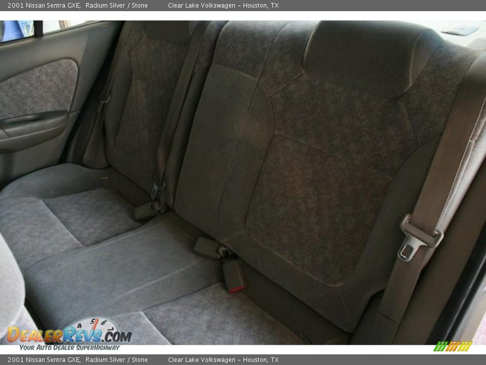 2001 Nissan Sentra GXE Radium Silver / Stone Photo #24