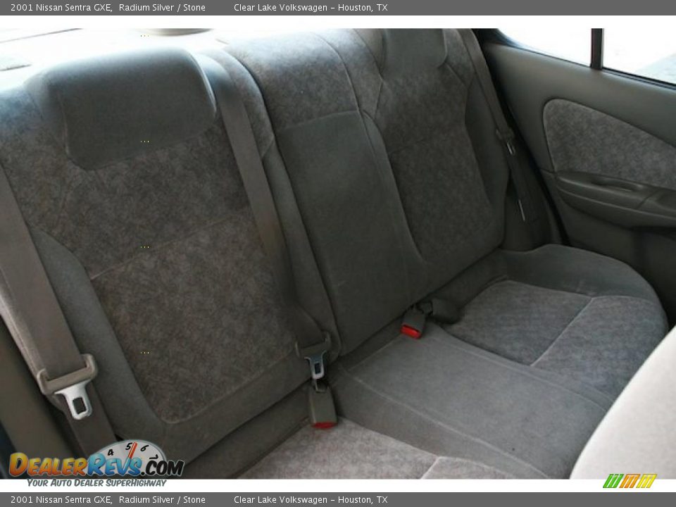 2001 Nissan Sentra GXE Radium Silver / Stone Photo #28