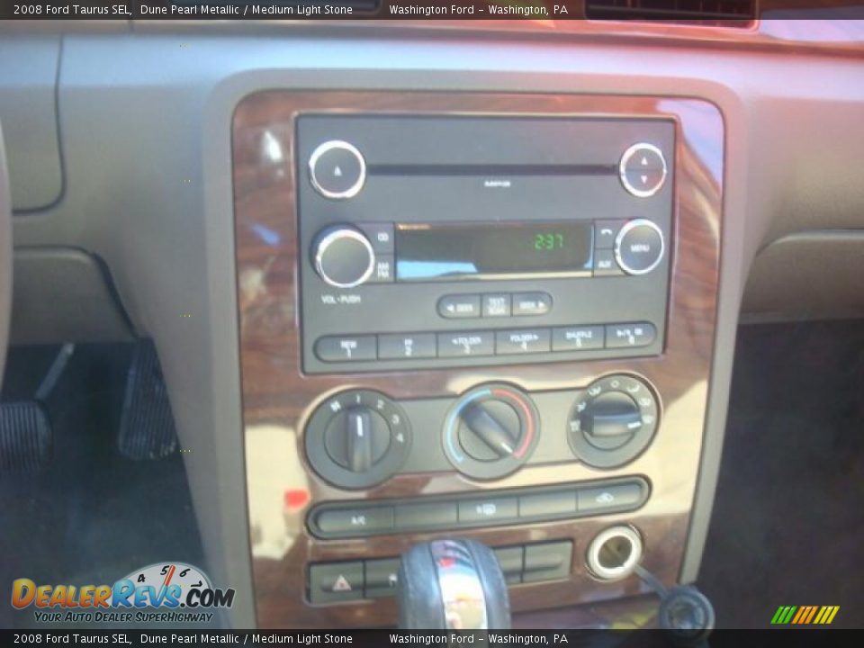 2008 Ford Taurus SEL Dune Pearl Metallic / Medium Light Stone Photo #9