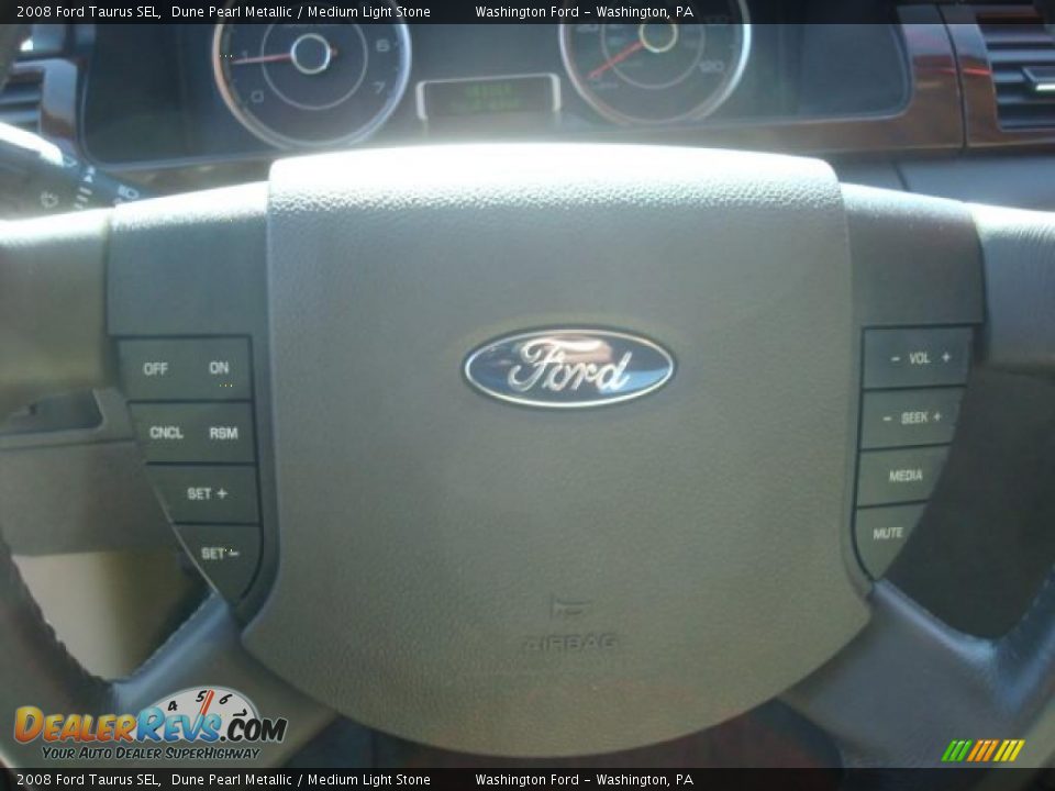 2008 Ford Taurus SEL Dune Pearl Metallic / Medium Light Stone Photo #17