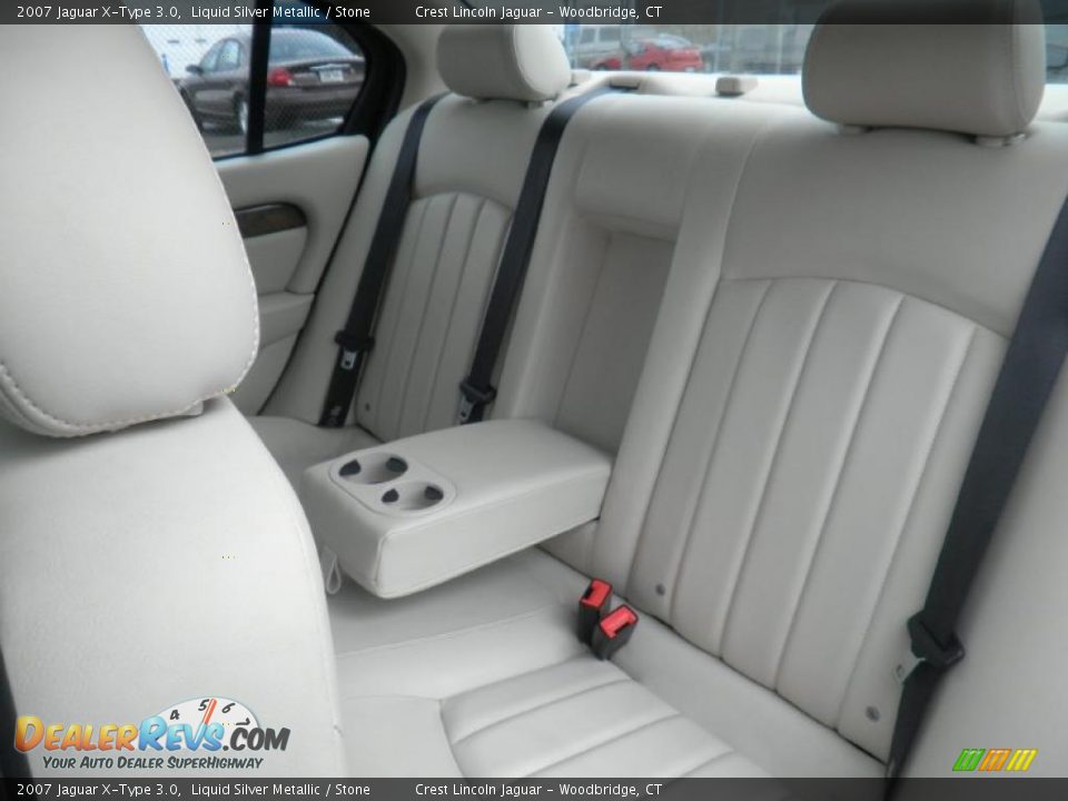2007 Jaguar X-Type 3.0 Liquid Silver Metallic / Stone Photo #9