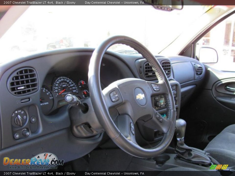 2007 Chevrolet TrailBlazer LT 4x4 Black / Ebony Photo #10