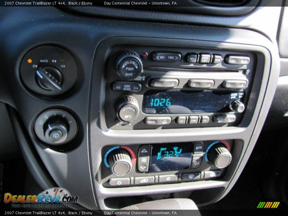 2007 Chevrolet TrailBlazer LT 4x4 Black / Ebony Photo #12