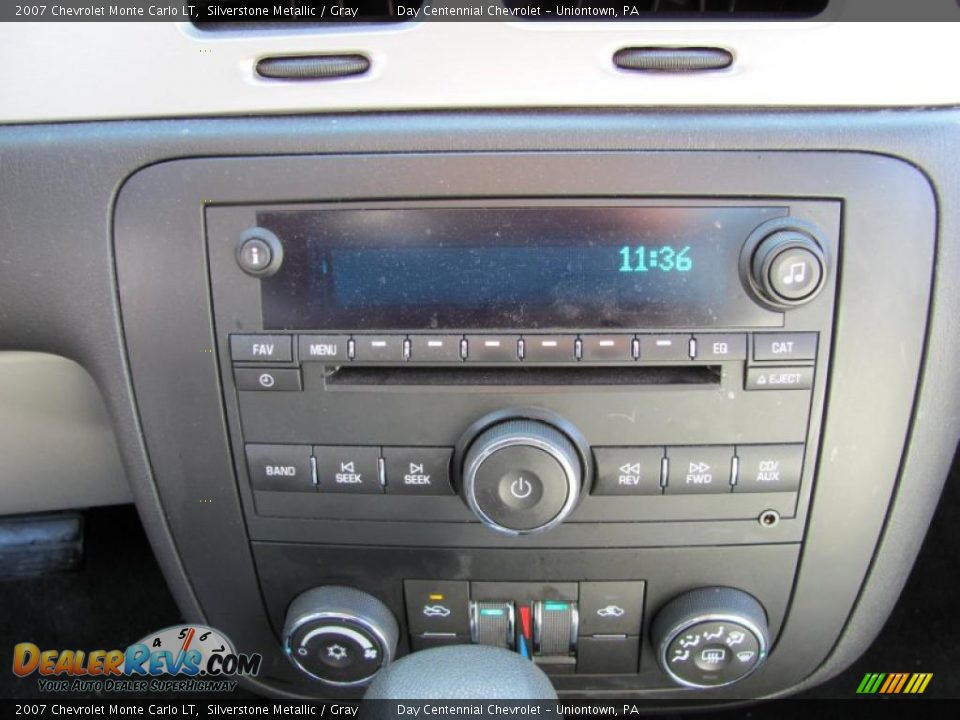 2007 Chevrolet Monte Carlo LT Silverstone Metallic / Gray Photo #11