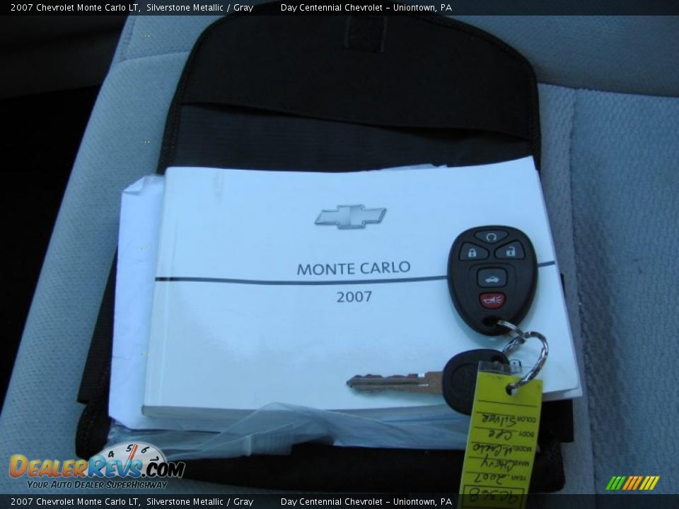 2007 Chevrolet Monte Carlo LT Silverstone Metallic / Gray Photo #12