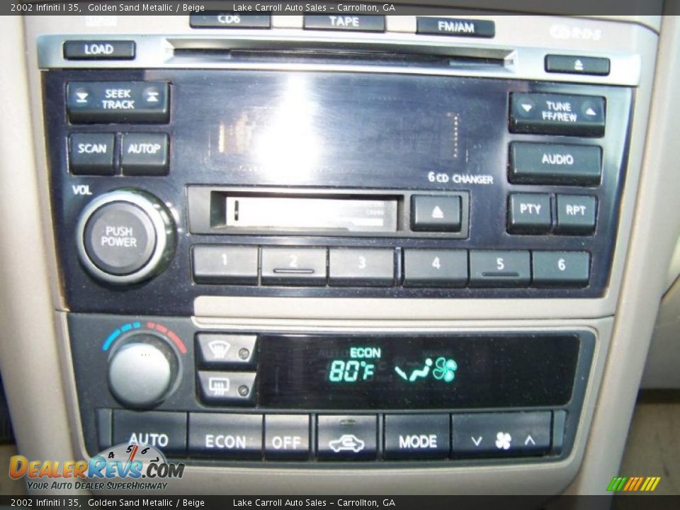 2002 Infiniti I 35 Golden Sand Metallic / Beige Photo #8