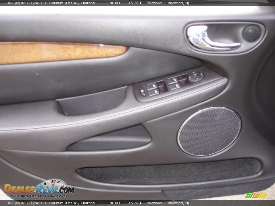 2004 Jaguar X-Type 3.0 Platinum Metallic / Charcoal Photo #10