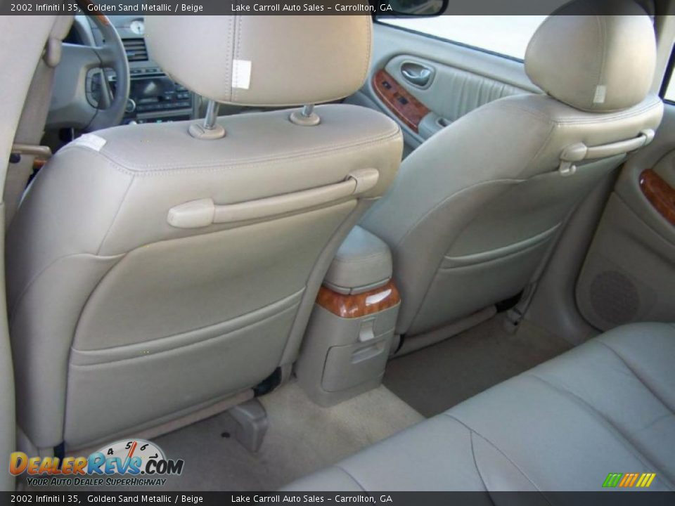 2002 Infiniti I 35 Golden Sand Metallic / Beige Photo #25