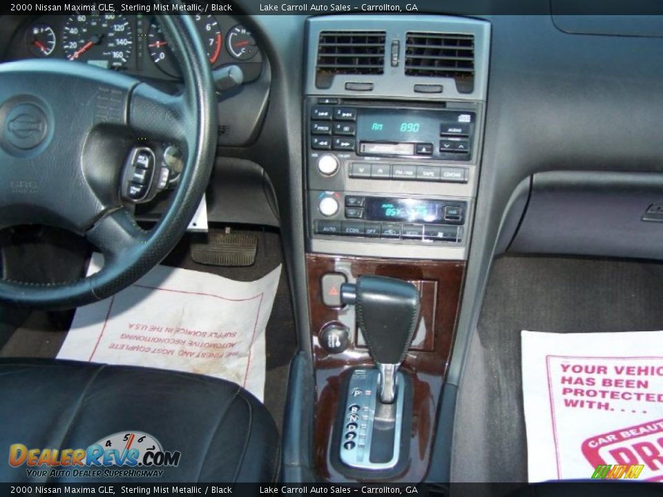 2000 Nissan Maxima GLE Sterling Mist Metallic / Black Photo #6