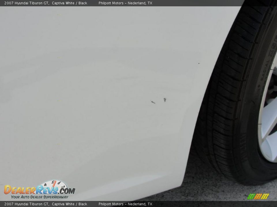 2007 Hyundai Tiburon GT Captiva White / Black Photo #13
