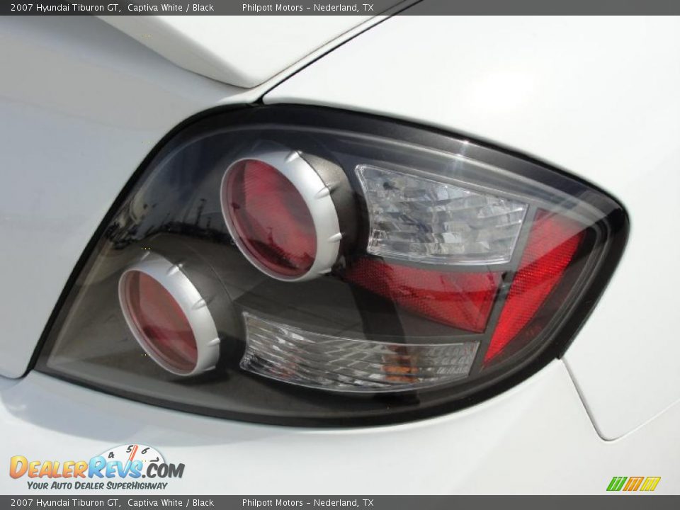 2007 Hyundai Tiburon GT Captiva White / Black Photo #23