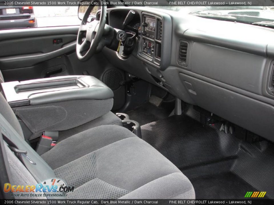 2006 Chevrolet Silverado 1500 Work Truck Regular Cab Dark Blue Metallic / Dark Charcoal Photo #16