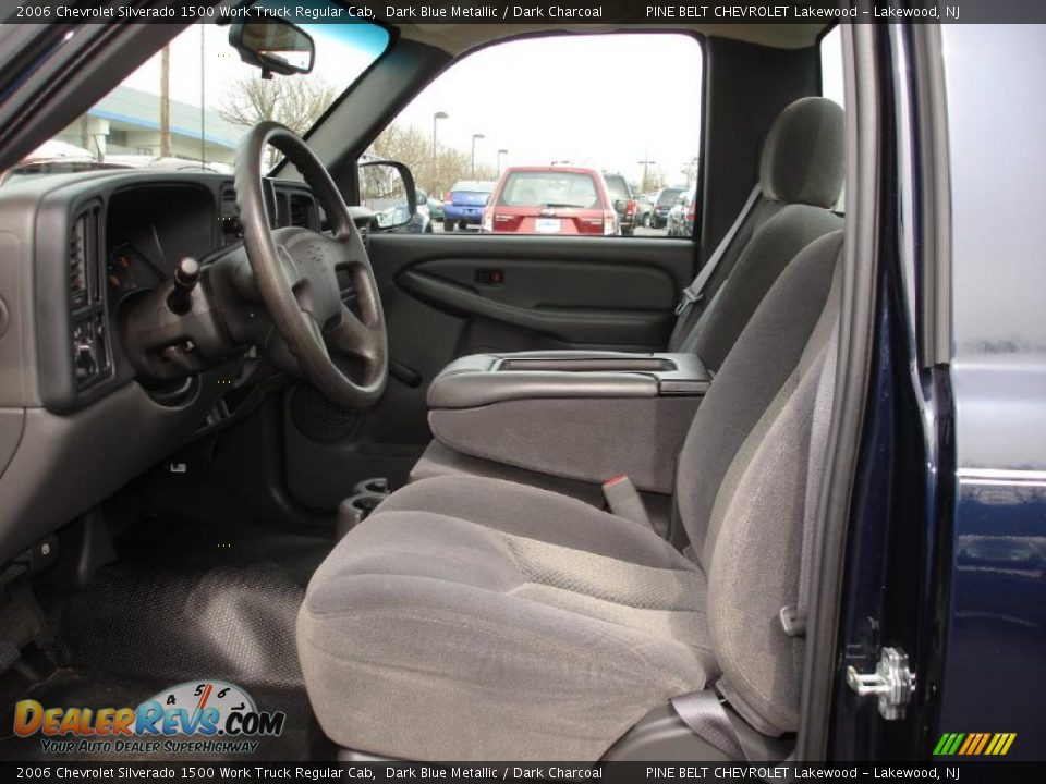 2006 Chevrolet Silverado 1500 Work Truck Regular Cab Dark Blue Metallic / Dark Charcoal Photo #17