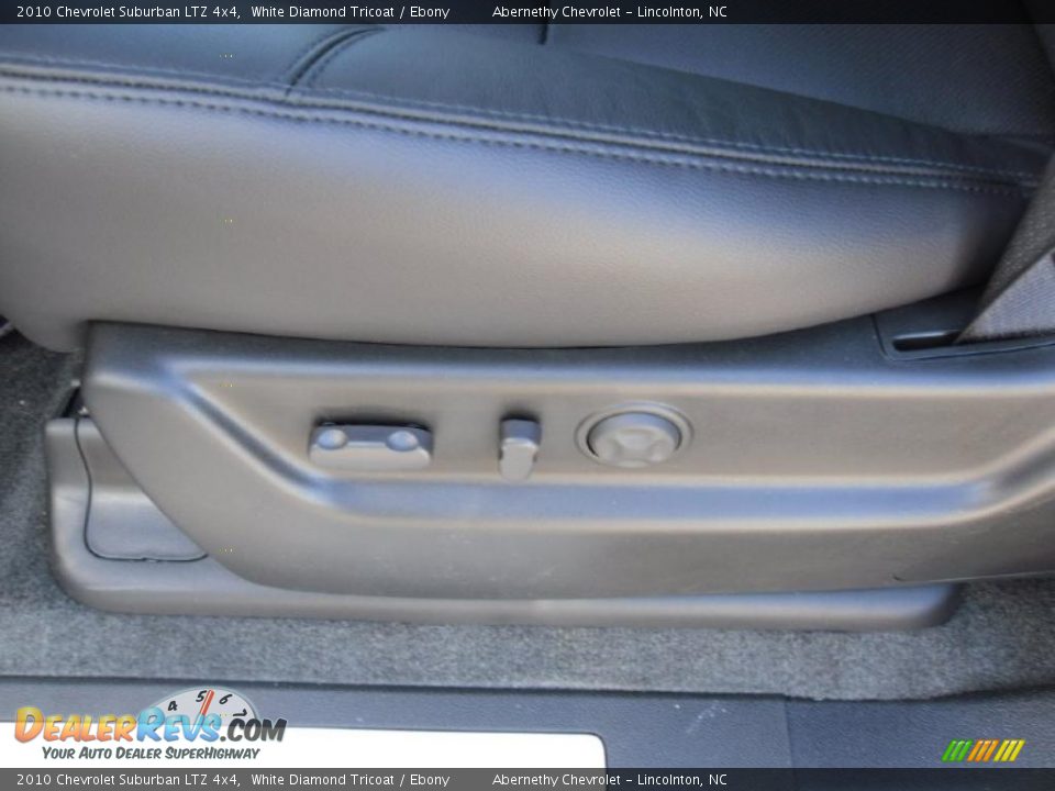 2010 Chevrolet Suburban LTZ 4x4 White Diamond Tricoat / Ebony Photo #8