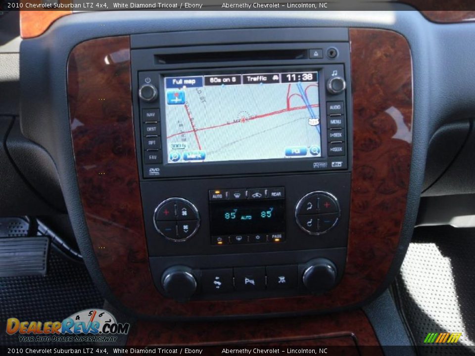2010 Chevrolet Suburban LTZ 4x4 White Diamond Tricoat / Ebony Photo #12