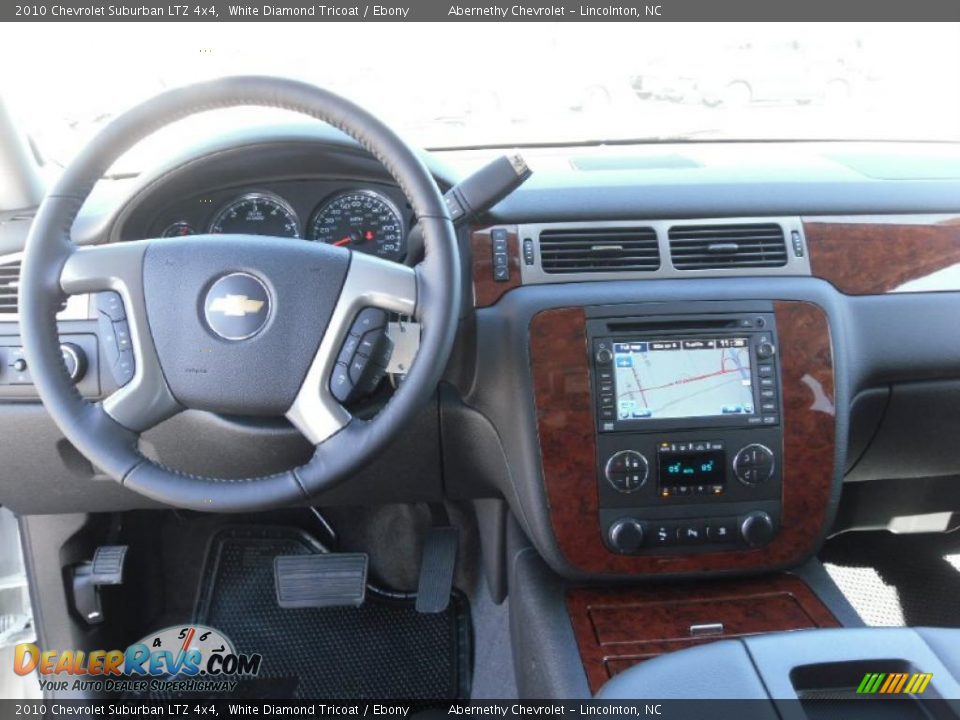 2010 Chevrolet Suburban LTZ 4x4 White Diamond Tricoat / Ebony Photo #16