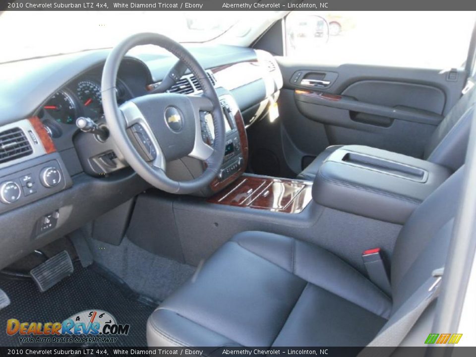 2010 Chevrolet Suburban LTZ 4x4 White Diamond Tricoat / Ebony Photo #30