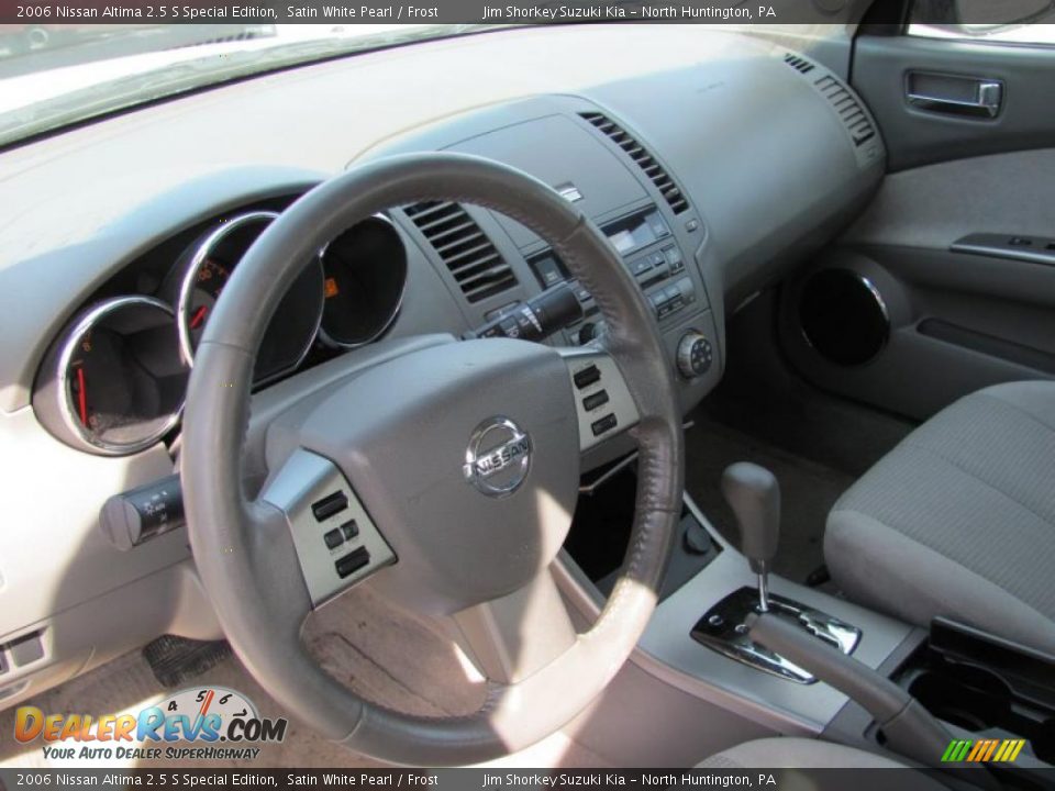 2006 Nissan Altima 2.5 S Special Edition Satin White Pearl / Frost Photo #9