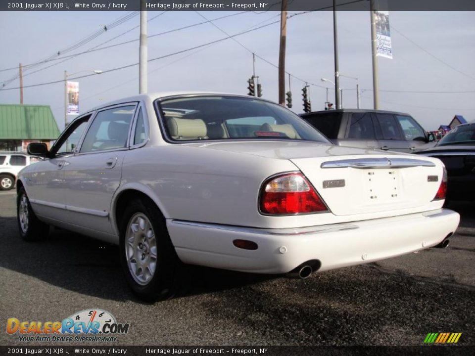 2001 Jaguar XJ XJ8 L White Onyx / Ivory Photo #4
