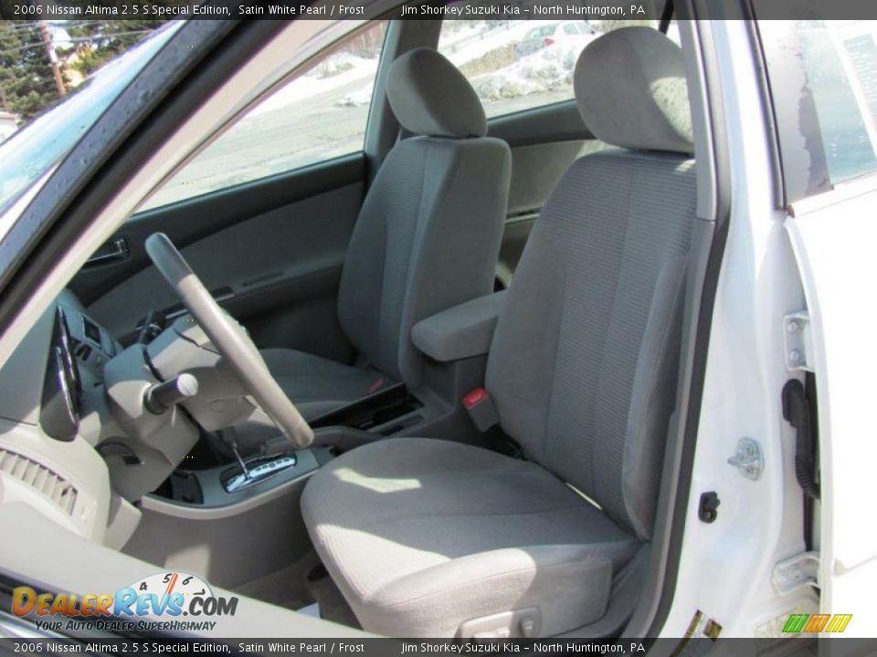 2006 Nissan Altima 2.5 S Special Edition Satin White Pearl / Frost Photo #11