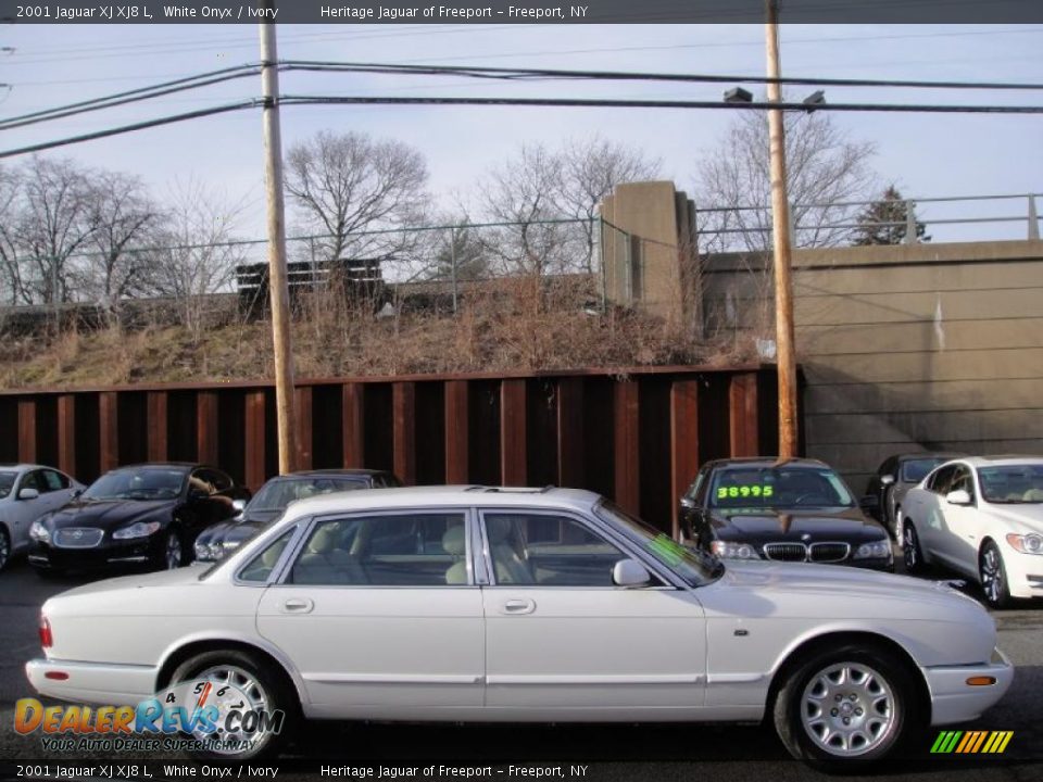 2001 Jaguar XJ XJ8 L White Onyx / Ivory Photo #7