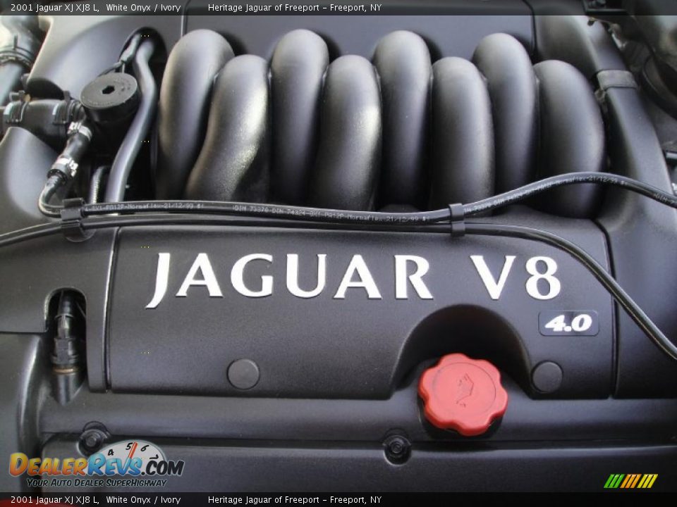 2001 Jaguar XJ XJ8 L White Onyx / Ivory Photo #10
