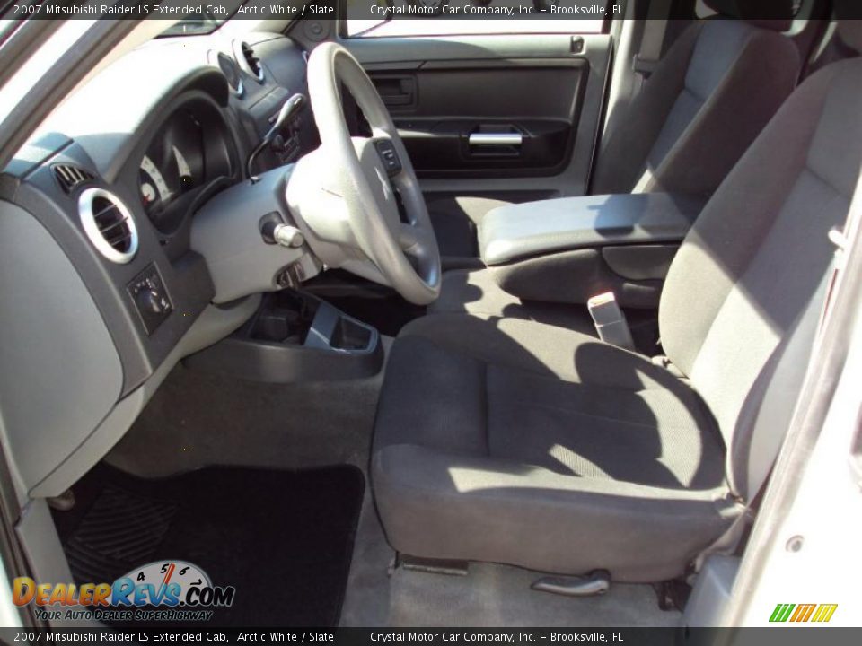2007 Mitsubishi Raider LS Extended Cab Arctic White / Slate Photo #4