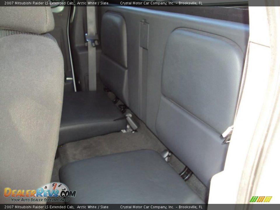 2007 Mitsubishi Raider LS Extended Cab Arctic White / Slate Photo #5