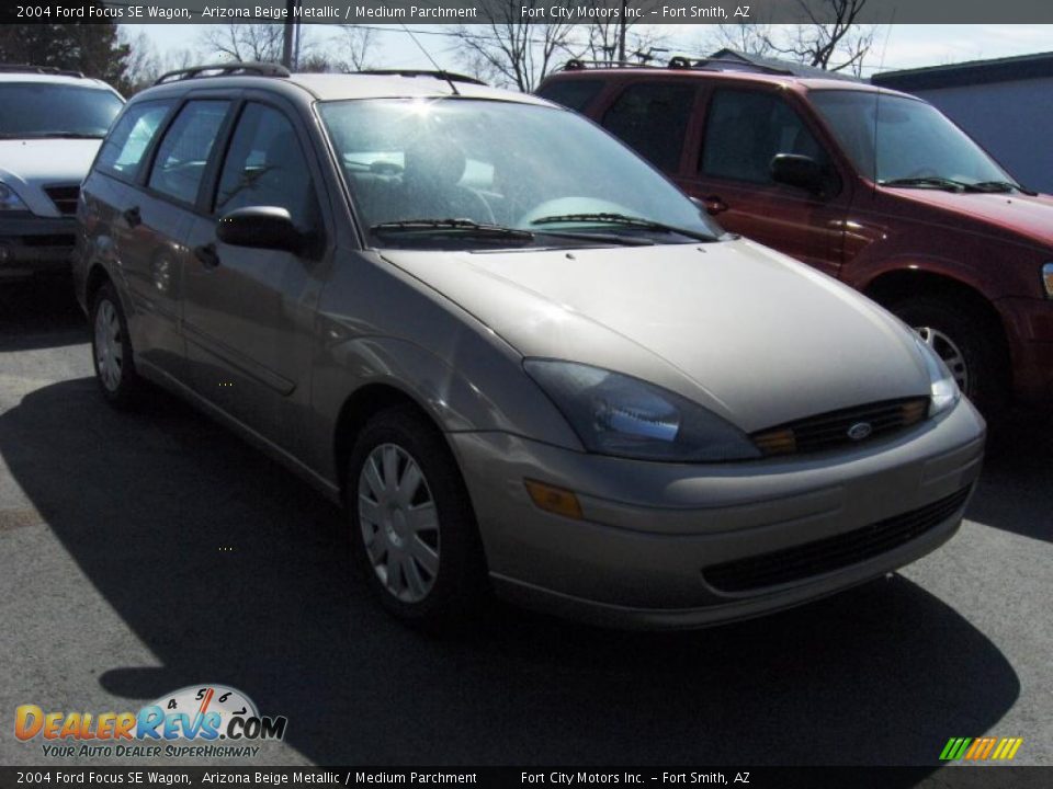 2004 Ford Focus SE Wagon Arizona Beige Metallic / Medium Parchment Photo #4
