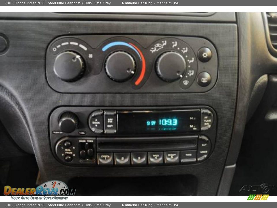 2002 Dodge Intrepid SE Steel Blue Pearlcoat / Dark Slate Gray Photo #8