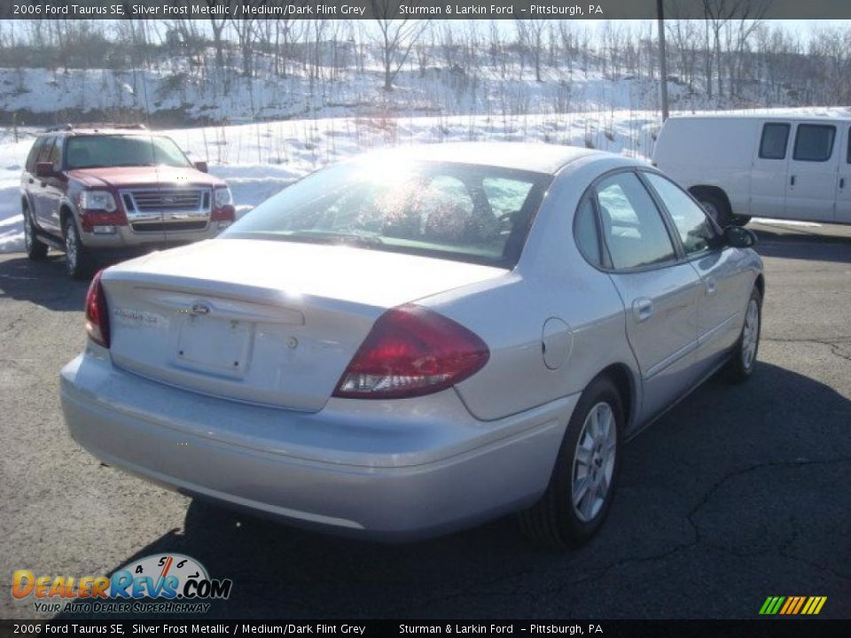 2006 Ford Taurus SE Silver Frost Metallic / Medium/Dark Flint Grey Photo #3