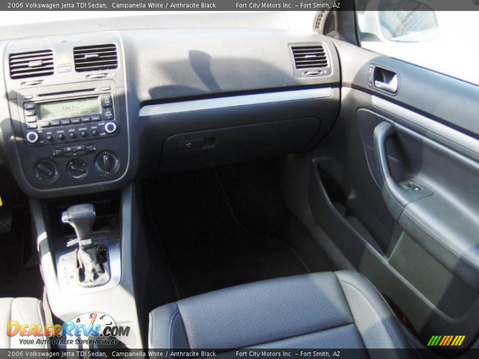 2006 Volkswagen Jetta TDI Sedan Campanella White / Anthracite Black Photo #11